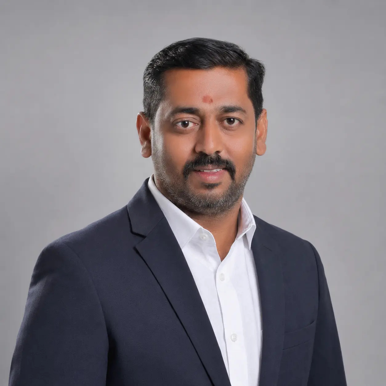 Portrait of Manoj Kulkarni, Business Head
